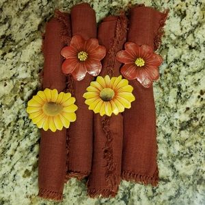 Handloom Cotton Napkins / Metal Napkin Rings
